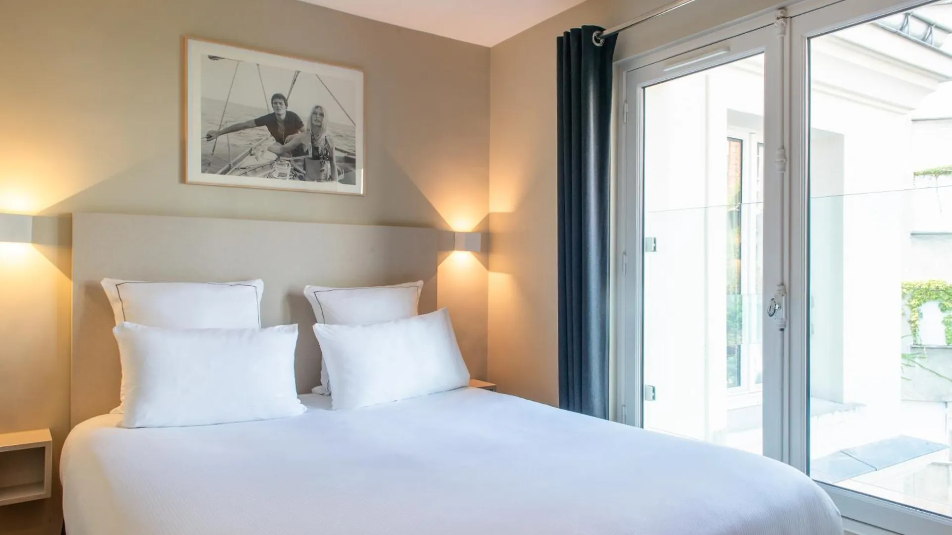 Hotel Helzear Etoile Paříž