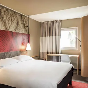 Hotel Ibis Canal Saint Martin, Paris