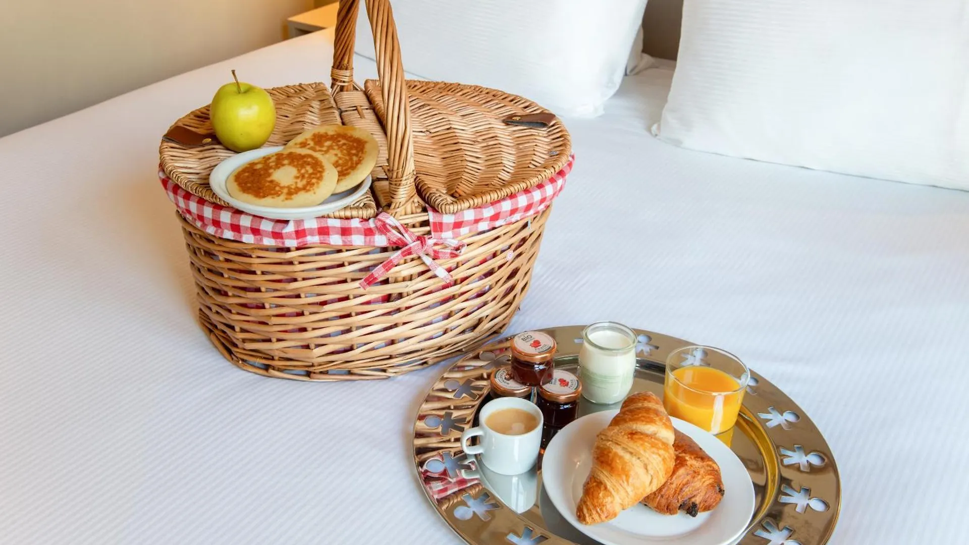 Suites&Hôtel Helzear Etoile Paris