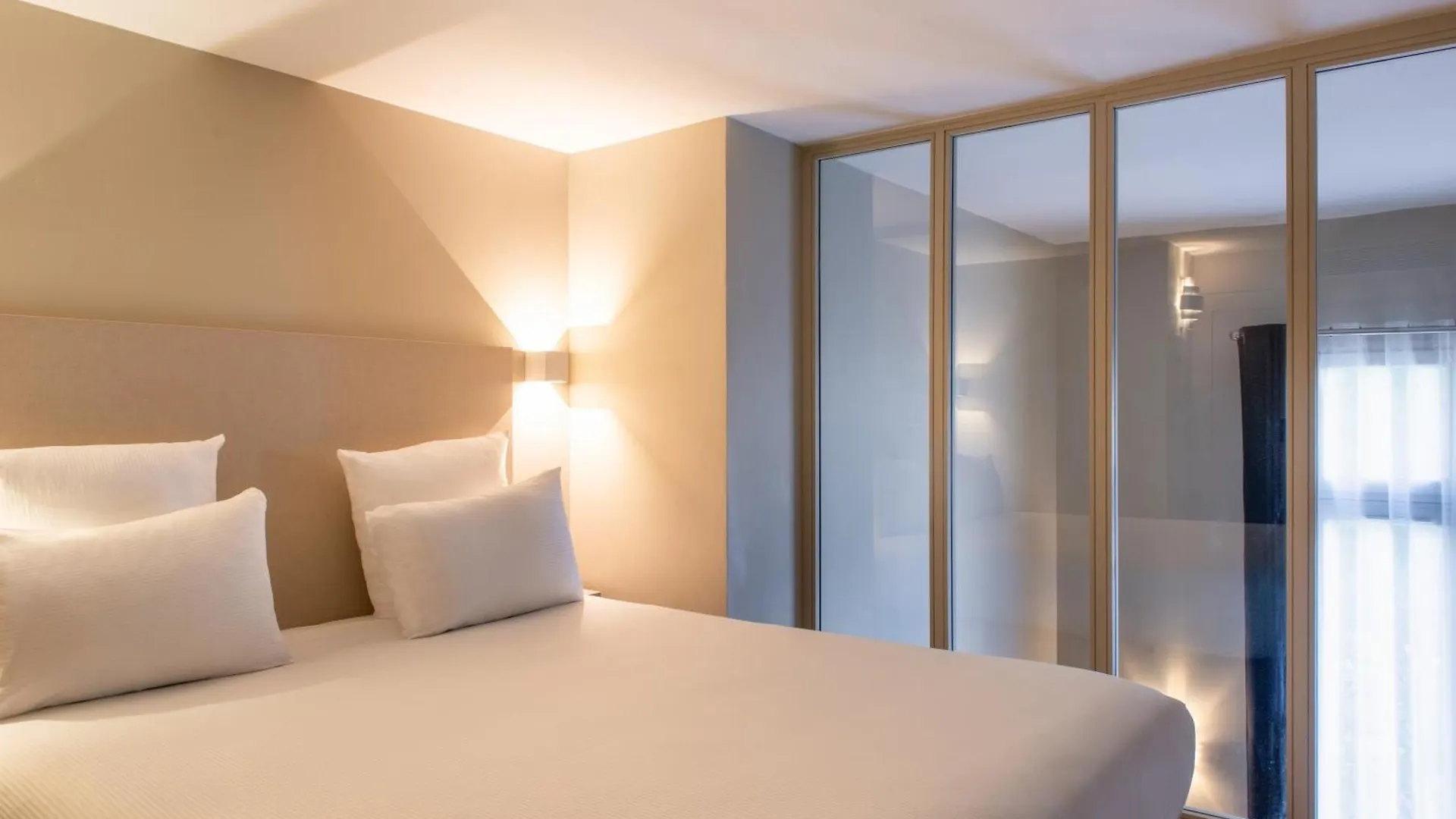 Hotel Suites&Hôtel Helzear Etoile Paris