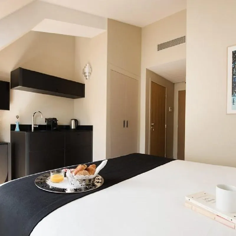 Hotel Helzear Etoile Paris